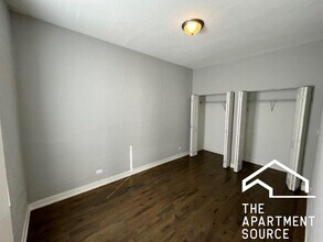 2750 W Cermak Rd in Chicago, IL - Building Photo - Building Photo