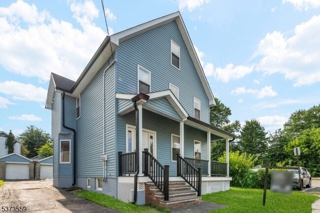 property at 65 Anderson St