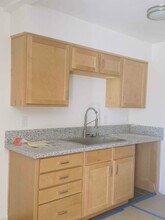 418 S Backer Ave-Unit -101, 102, 201, 202 in Fresno, CA - Building Photo - Building Photo