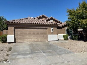 722 W Canary Way in Chandler, AZ - Building Photo - Building Photo