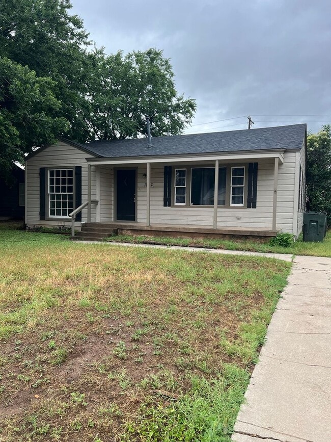 property at 1802 Jackson St