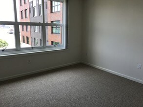 1600 Harbor Blvd-Unit -1600 in Weehawken, NJ - Building Photo - Building Photo