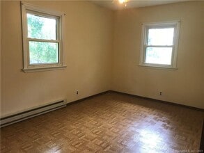 1 Fair Ln in New Fairfield, CT - Foto de edificio - Building Photo