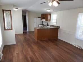 205 Cross Dr in Schenectady, NY - Building Photo - Building Photo