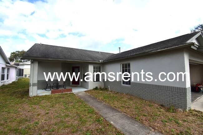 7811 Turkey Oak Ln in Kissimmee, FL - Building Photo - Building Photo