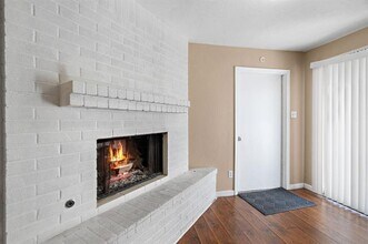 3734 Olney Ct in Dallas, TX - Building Photo - Building Photo