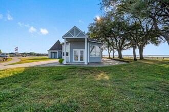 11417 Windlass Ln in Willis, TX - Building Photo - Building Photo