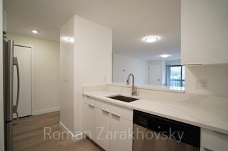 25 Webster Ave, Unit 306 in Somerville, MA - Building Photo - Building Photo