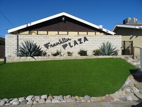 4300 Columbus St in Bakersfield, CA - Building Photo - Building Photo