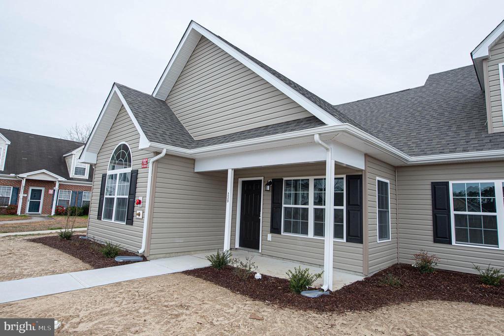239 Morgans Ct in Pocomoke City, MD - Building Photo