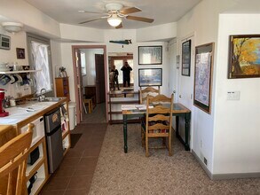 1888 Apalachee Dr in South Lake Tahoe, CA - Foto de edificio - Building Photo