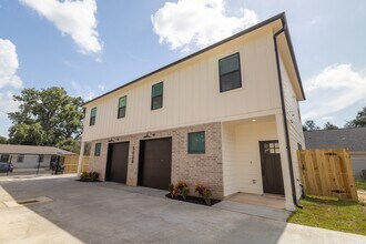 5036 Mallow St in Houston, TX - Building Photo - Building Photo