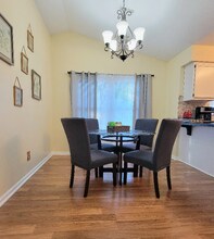 117 W Victoria Ct in Greenville, NC - Building Photo - Building Photo