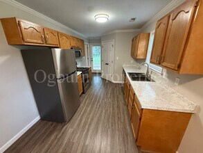 1679 Thompson Dr in Winston-Salem, NC - Building Photo - Building Photo