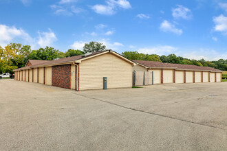 Lakewood Village in Twin Lakes, WI - Building Photo - Building Photo