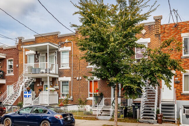 2261 Denonville Rue in Montréal, QC - Building Photo - Building Photo