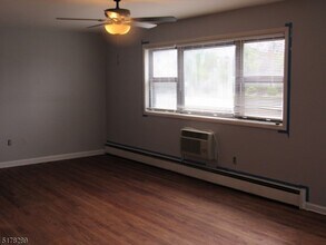 1 Colonial Dr-Unit -E in Little Falls, NJ - Building Photo - Building Photo