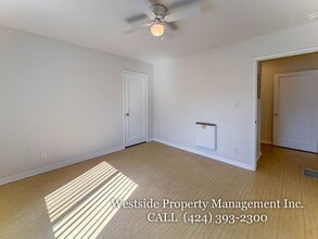 2301 Oak St in Santa Monica, CA - Building Photo - Building Photo