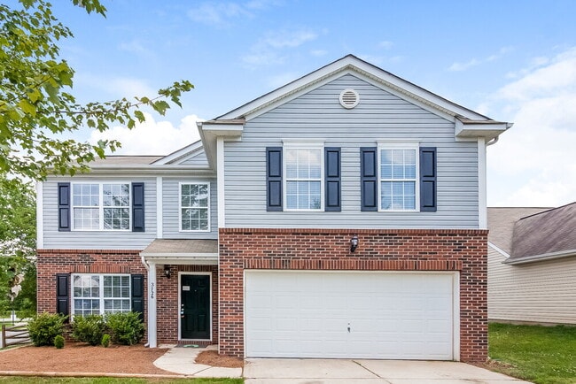 property at 3726 Larkhaven Village Dr