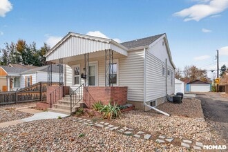 4325 S Cherokee St in Englewood, CO - Foto de edificio - Building Photo