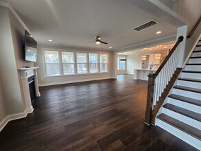 105 Sweetbriar Rose Ct in Holly Springs, NC - Building Photo - Building Photo