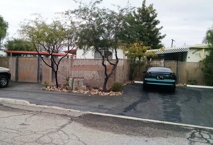 Agave Mobile Home Park in Tucson, AZ - Building Photo