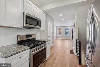 1739 Pierce St in Philadelphia, PA - Building Photo - Building Photo
