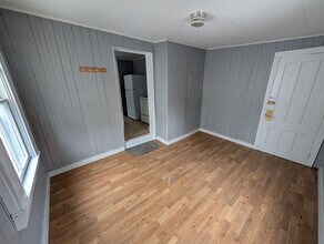 31 Central Ave in Ravena, NY - Building Photo - Building Photo