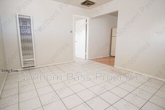 4031 Thomason Ave in El Paso, TX - Foto de edificio - Building Photo