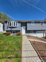 257 Greenwood Ave in Waterbury, CT - Building Photo