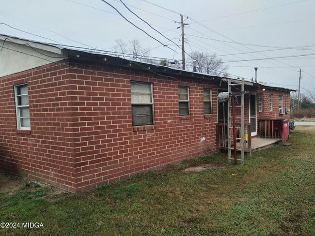 1156 Anthony Rd in Macon, GA - Building Photo - Building Photo