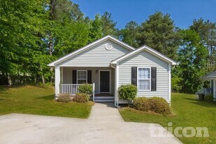 125 St Andrews Pl Dr in Columbia, SC - Building Photo
