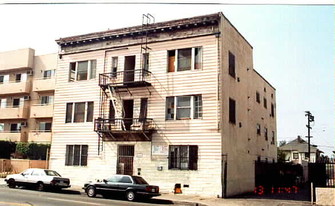 1319 S Hoover St Apartamentos