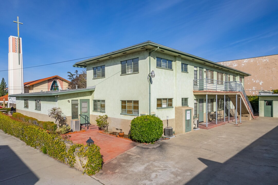 Bel Arms Apartments in La Mesa, CA - Building Photo