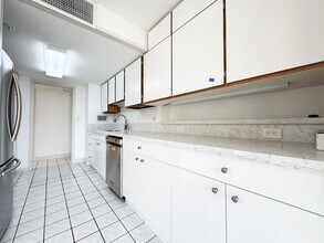 250 ?Ohua Ave in Honolulu, HI - Building Photo - Building Photo