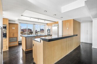 3 Sheridan Square in New York, NY - Building Photo - Building Photo