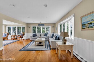 218 3rd Ave in Belmar, NJ - Building Photo - Building Photo