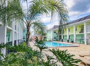 Monterey Palms Apartments in Tampa, FL - Building Photo - Building Photo