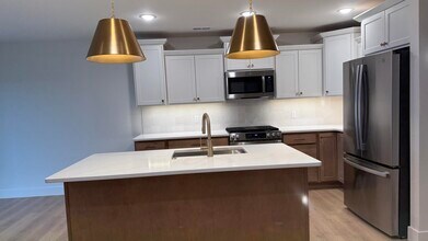 5313 Makana Ln in Columbia, MO - Building Photo - Building Photo