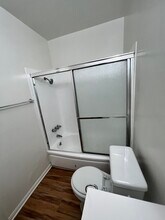 4039 Marathon St, Unit #15 in Los Angeles, CA - Building Photo - Building Photo