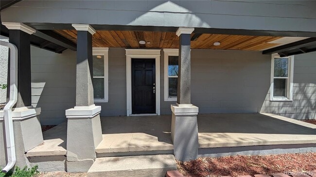1016 W Cucharras St in Colorado Springs, CO - Building Photo - Building Photo