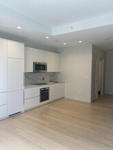 135 Seaport Blvd in Boston, MA - Building Photo - Building Photo