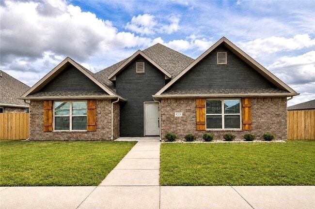 property at 4203 SW Pawhuska St