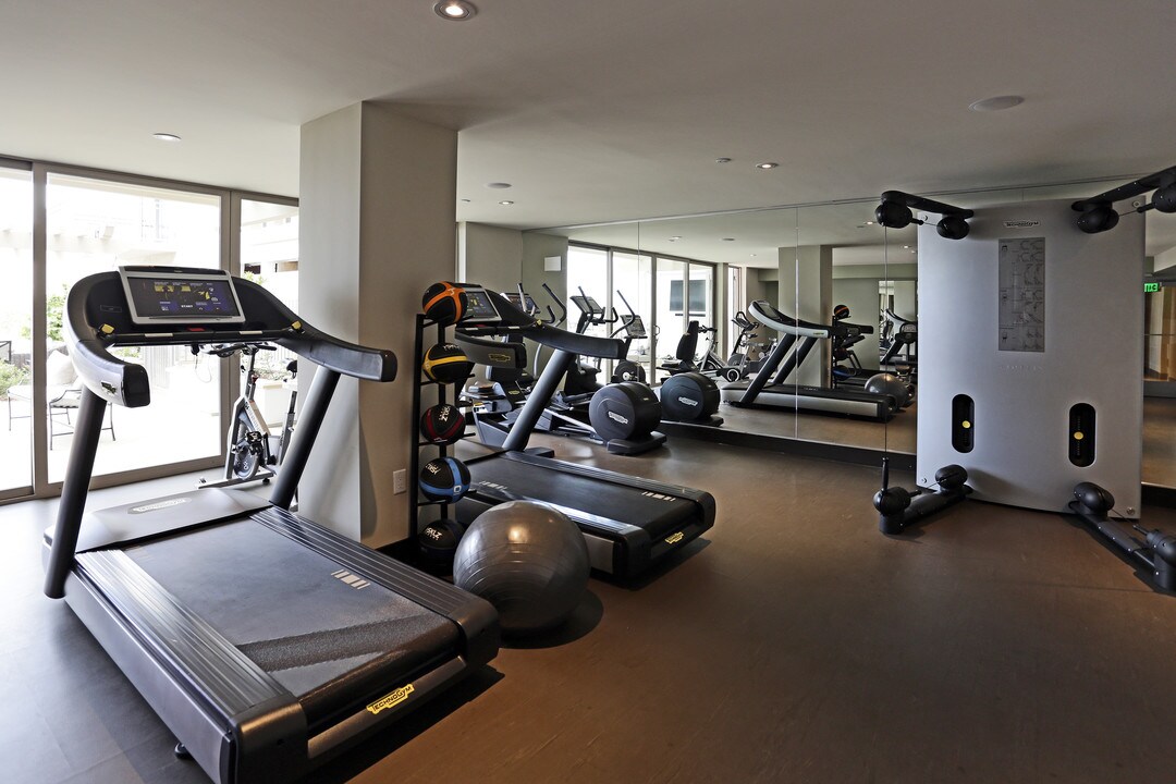 Oceanhouse on Prospect in La Jolla, CA - Building Photo