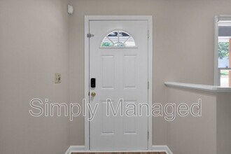 6764 St Julian Way in Fayetteville, NC - Building Photo - Building Photo