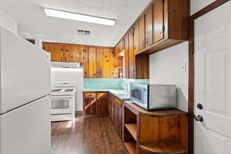 241 W Rittenhouse St in Houston, TX - Foto de edificio - Building Photo