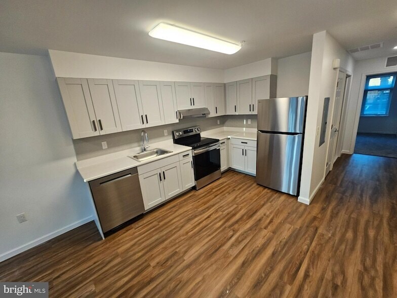 200 Hamilton Ave in Trenton, NJ - Building Photo