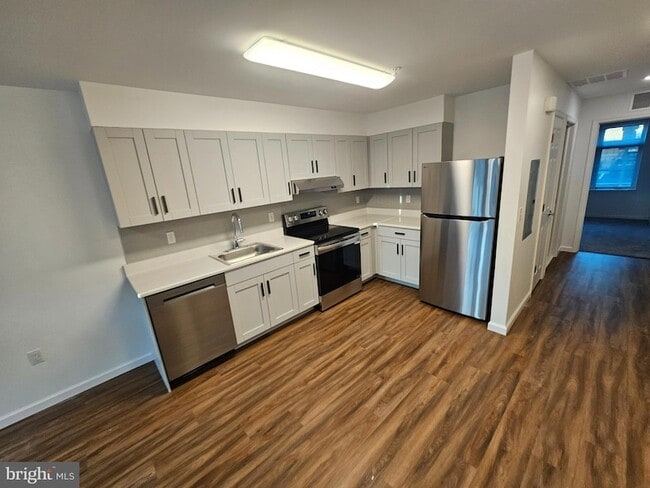 property at 200 Hamilton Ave