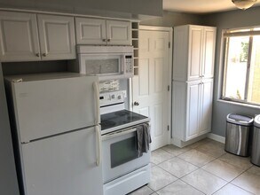 3442 Warren Rd in Cleveland, OH - Building Photo - Building Photo