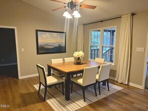 161 Mill Creek Dr, Unit 309 in Youngsville, NC - Foto de edificio - Building Photo